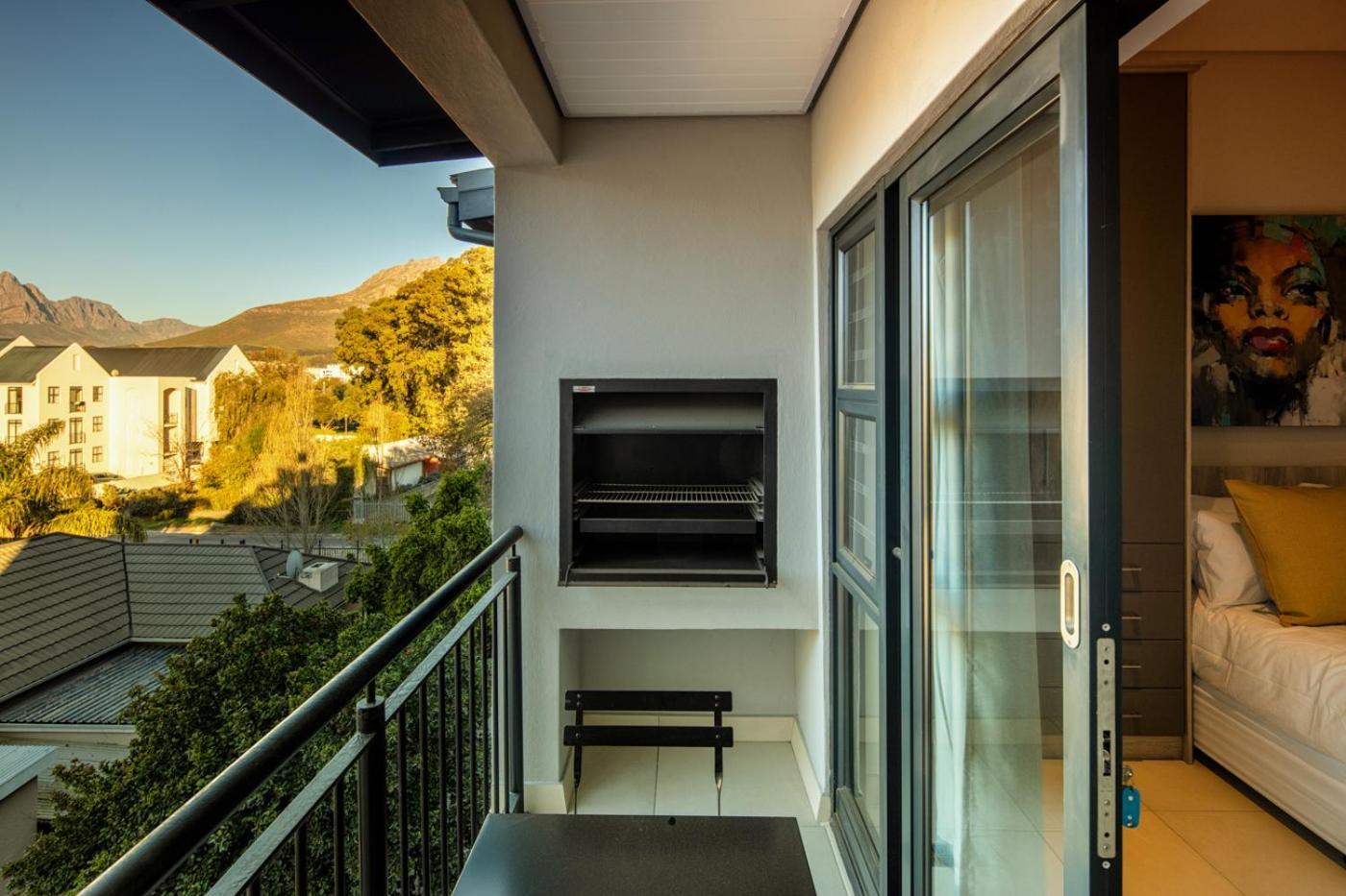 The Den Apartments By Raw Africa Collection Stellenbosch Buitenkant foto